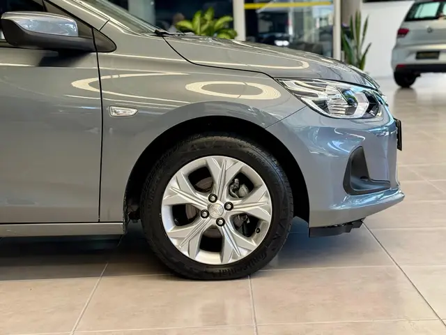 Carro Chevrolet Onix Plus 2023 LTZ 1.0 Turbo