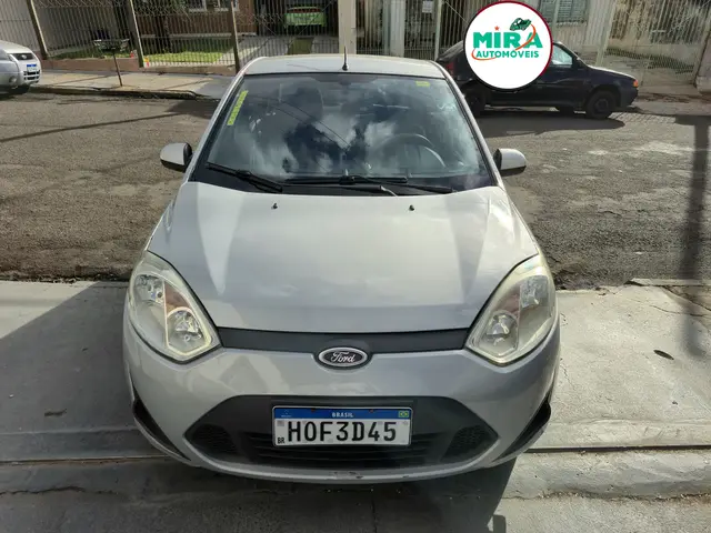 Carro Ford Fiesta Sedan 2011 1.0 (Flex)