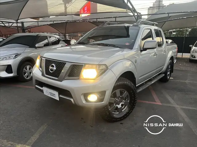 Carro Nissan Frontier 2013 2.5 TD CD 4x4 SV Attack
