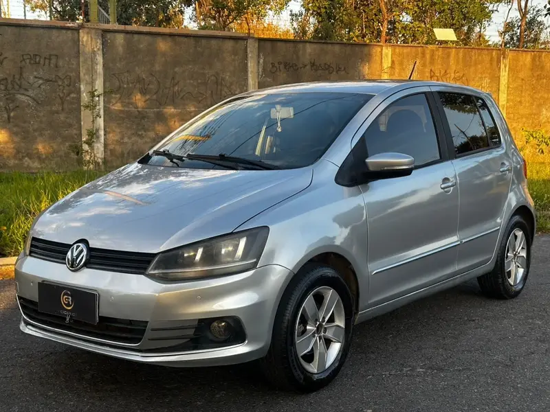 Volkswagen Fox Comfortline 1.0 TEC (Flex)