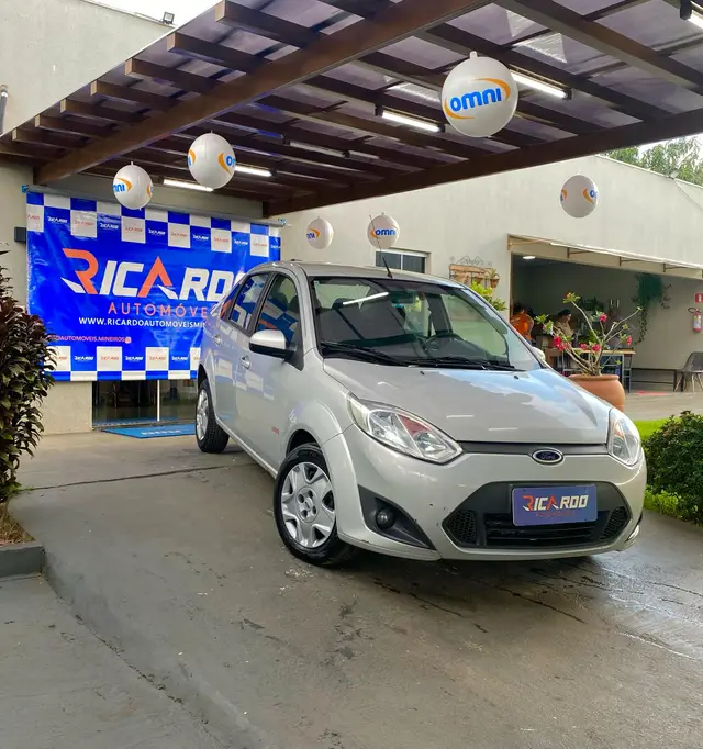 Carro Ford Fiesta Sedan 2013 Sed. 1.6 8V Flex 4p