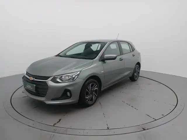 Carro Chevrolet Onix Plus 2025 LT 1.0