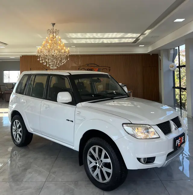 Carro Mitsubishi Pajero TR4 2015 2.0 16V 4X4 (Flex) (Aut)