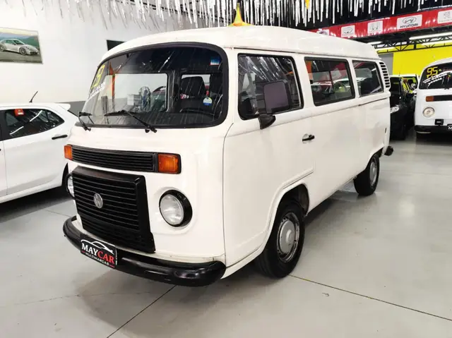 Carro Volkswagen Kombi 2009 Standard 1.4 (Flex)