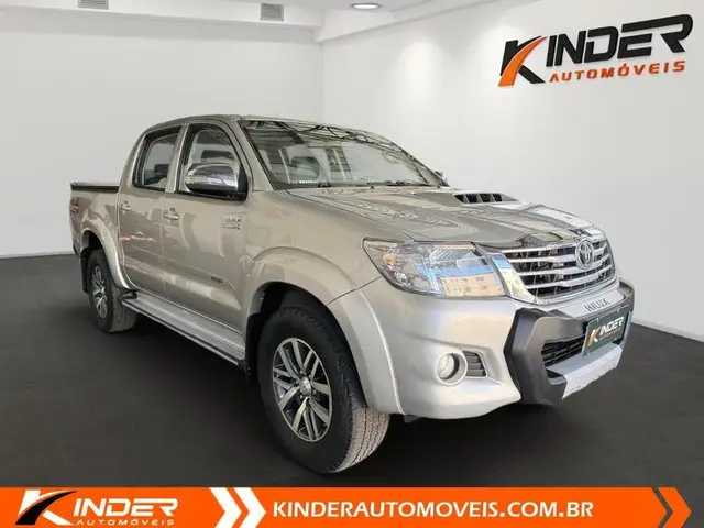Carro Toyota Hilux Cabine Dupla 2014 Hilux 3.0 TDI 4x4 CD SRV