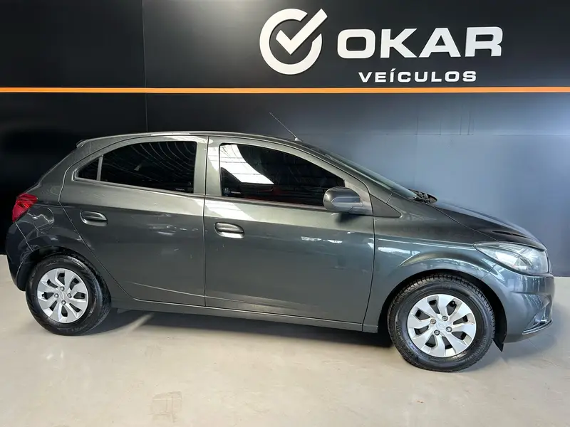 Chevrolet Onix 1.0 LT SPE/4