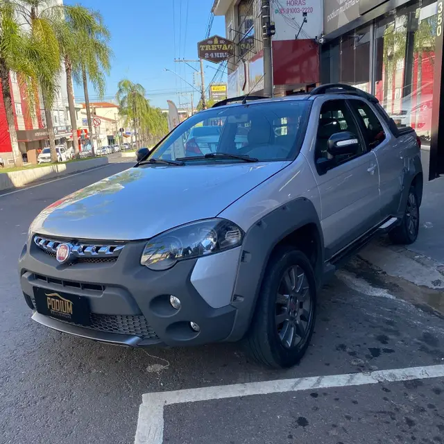 Carro Fiat Strada 2019 Adventure 1.8 16V (Flex) (Cabine Dupla)
