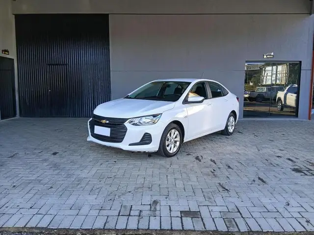 Carro Chevrolet Onix Plus 2023 LT 1.0 Turbo