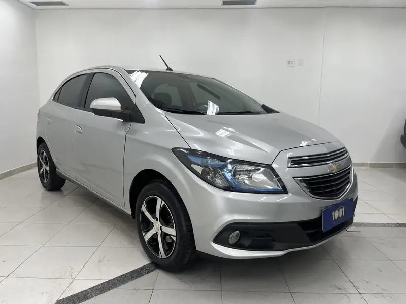 Chevrolet Onix 1.4 LT SPE/4 (Aut)