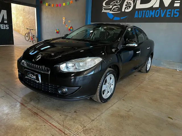 Carro Renault Fluence 2014 2.0 16V Dynamique (Flex)