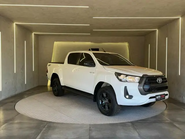 Carro Toyota Hilux Cabine Dupla 2021 SR 2.8 TDI CD 4x4 (Aut)