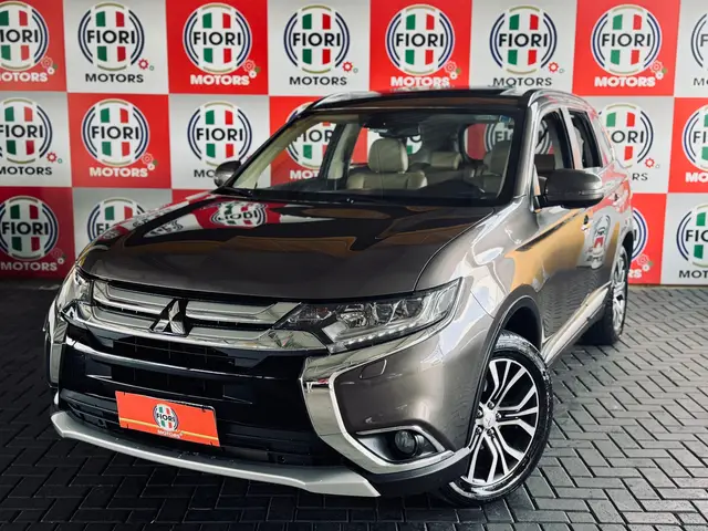Carro Mitsubishi Outlander 2016 GT 4WD 3.0 V6 (Aut)
