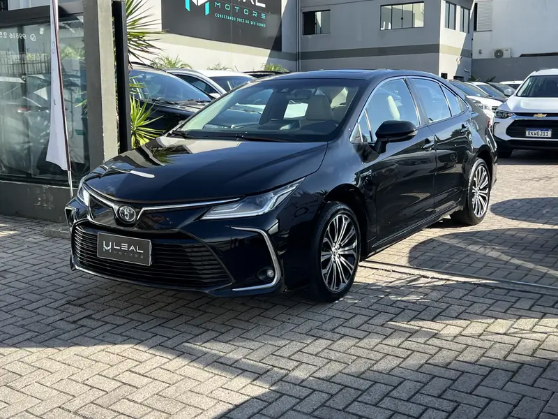 Toyota Corolla Altis Premium Hybrid 1.8