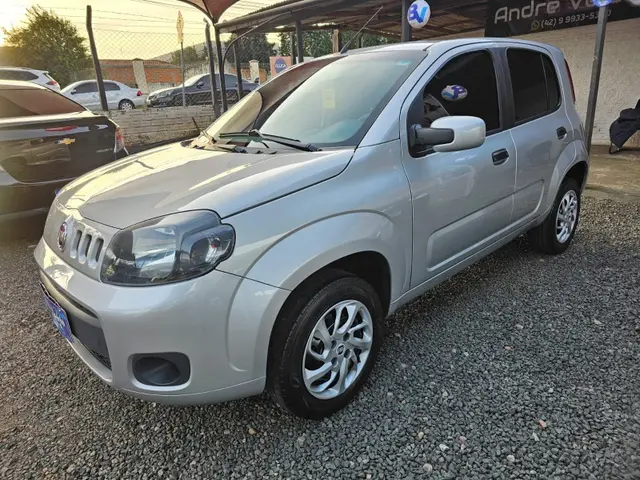 Carro Fiat Uno 2016 Vivace 1.0 8V (Flex) 4p