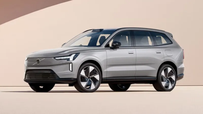Por que é uma má ideia tirar fotos ou filmar um Volvo EX90?