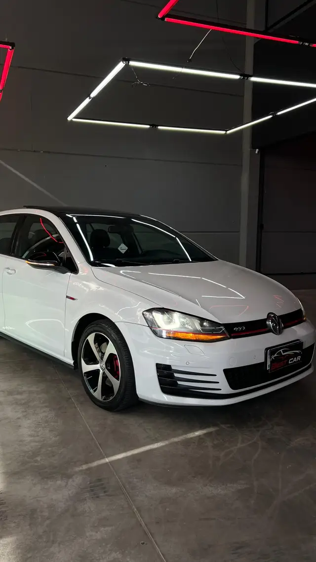 Carro Volkswagen Golf 2015 GTI 2.0 TSi DSG