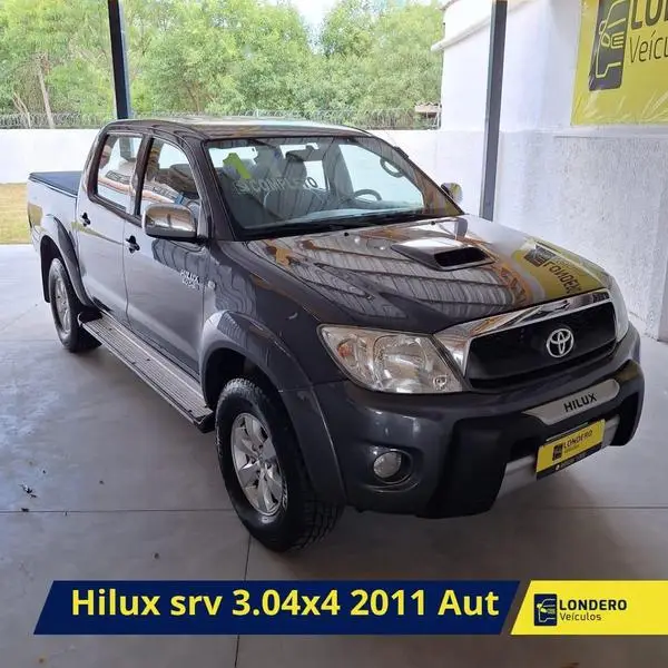 Carro Toyota Hilux Cabine Dupla 2011 Hilux SRV 4x4 3.0 (cab. dupla)
