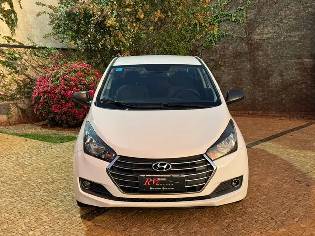 Carro Hyundai HB20S 2019 1.0 Unique (Flex)