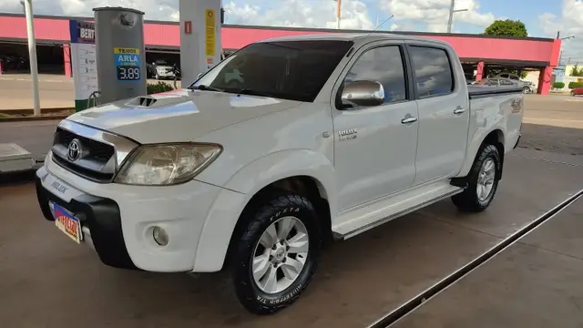 Carro Toyota Hilux Cabine Dupla 2010 Hilux SR 4x4 3.0 (cab. dupla)