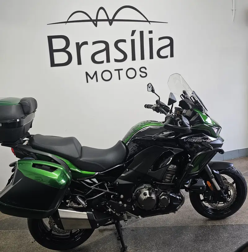 Kawasaki 1000 Grand Tourer