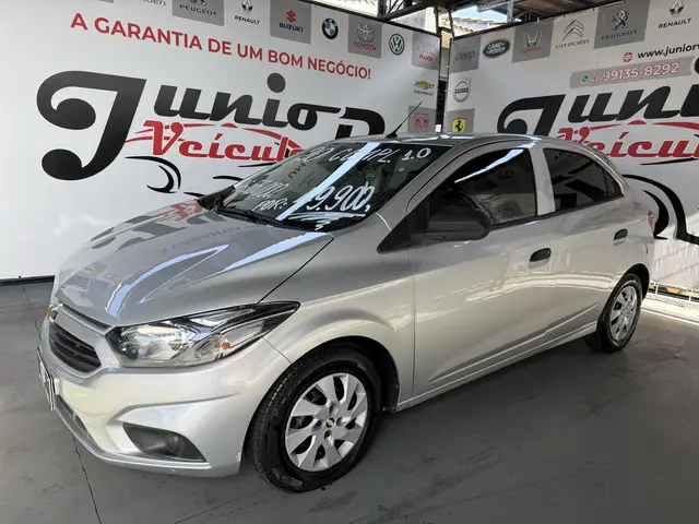 Carro Chevrolet Onix 2020 1.0 (Flex)