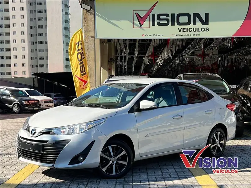 Toyota Yaris Sedan 1.5 XS Connect CVT (Flex)