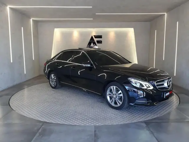 Carro Mercedes-Benz Classe E 2014 E 250 Avantgarde 2.0 CGI Turbo