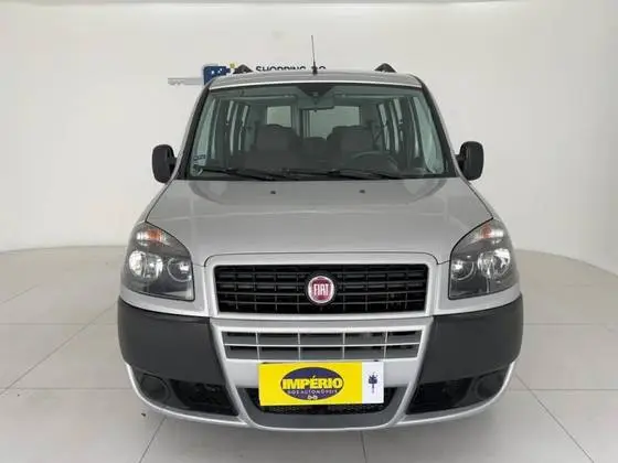 Fiat Doblò Essence 1.8 16V (Flex)