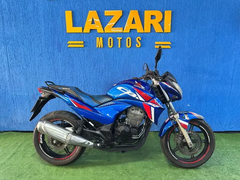 Honda CB 300R Edição Especial