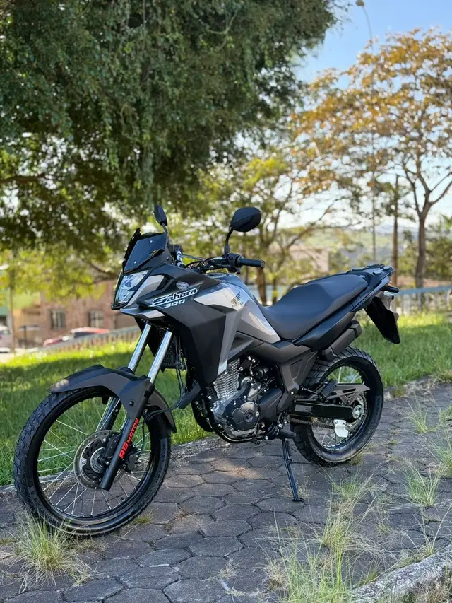 Moto Honda XRE Sahara 300 2025 ABS