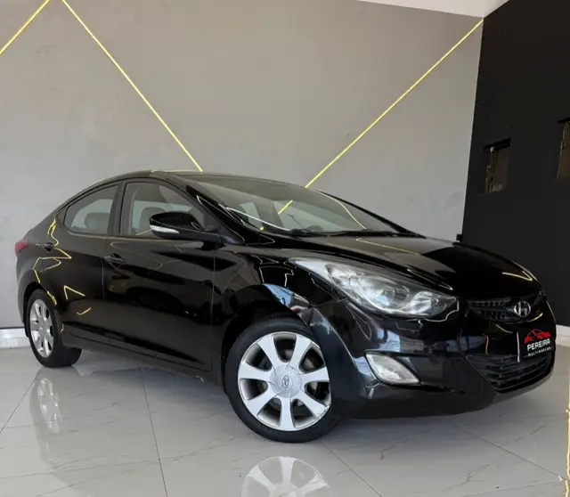 Carro Hyundai Elantra 2012 Sedan 1.8 GLS (aut)