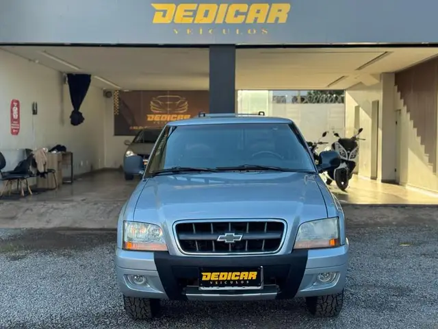 Carro Chevrolet S10 Cabine Dupla 2001 S10 Barretos Luxe 4x2 2.8 (Cab Dupla)