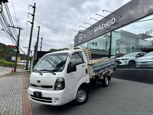 Carro Kia Bongo 2016 2.5 STD RS Sem Carroceria