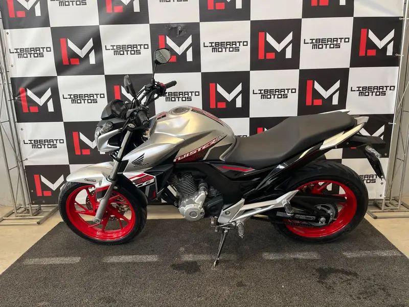 Honda (CBS)