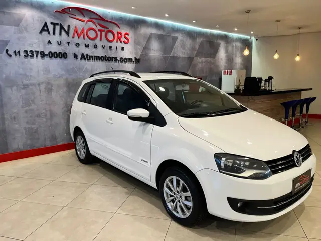 Carro Volkswagen SpaceFox 2014 1.6 8V Trend (Flex)
