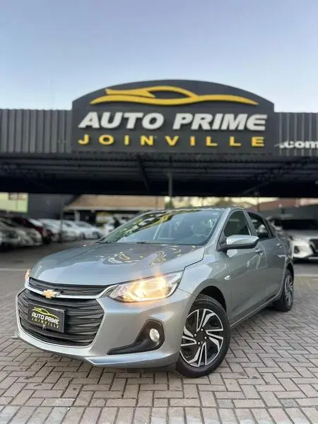 Carro Chevrolet Onix Plus 2024 LT 1.0