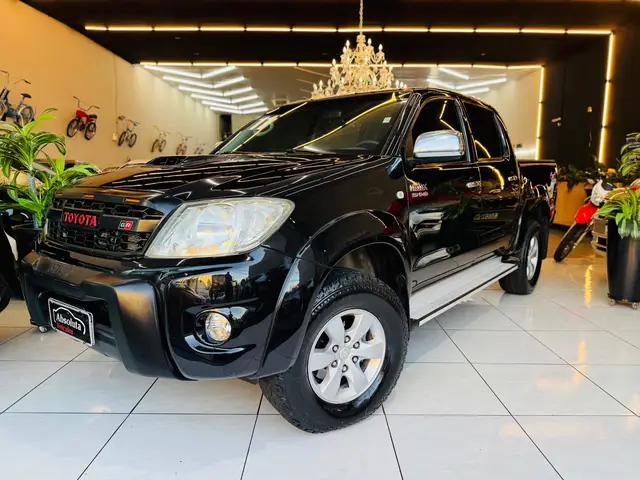 Carro Toyota Hilux Cabine Dupla 2011 Hilux SRV 4x4 3.0 (cab. dupla)