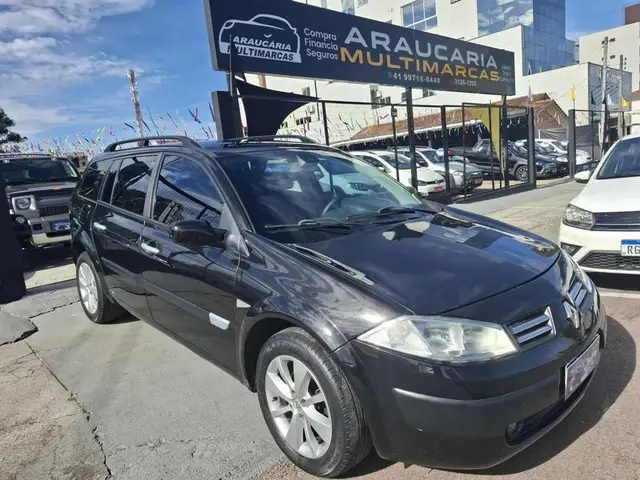 Carro Renault Megane Grand Tour 2011 Mégane Grand Tour Dynamique 1.6 16V (flex)