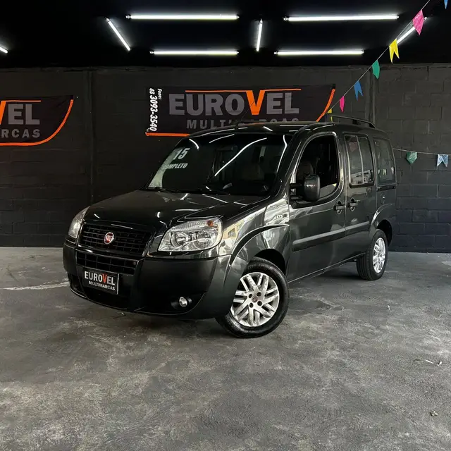 Carro Fiat Doblò 2015 Attractive 1.4 8V (Flex)