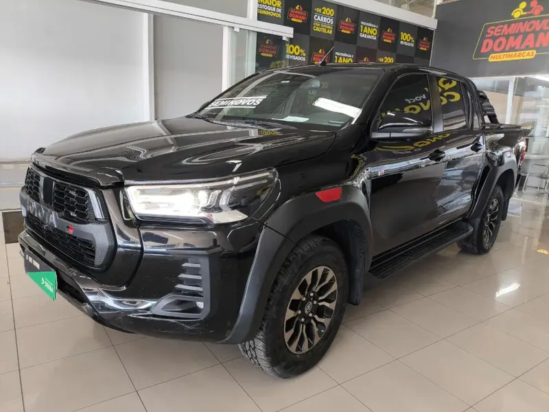 Toyota Hilux Cabine Dupla GR-S 4x4 2.8 TDI Dies. Aut.