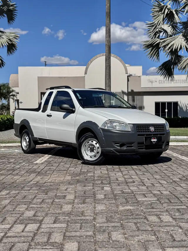 Carro Fiat Strada 2013 Working 1.4 (Flex) (Cabine Estendida)