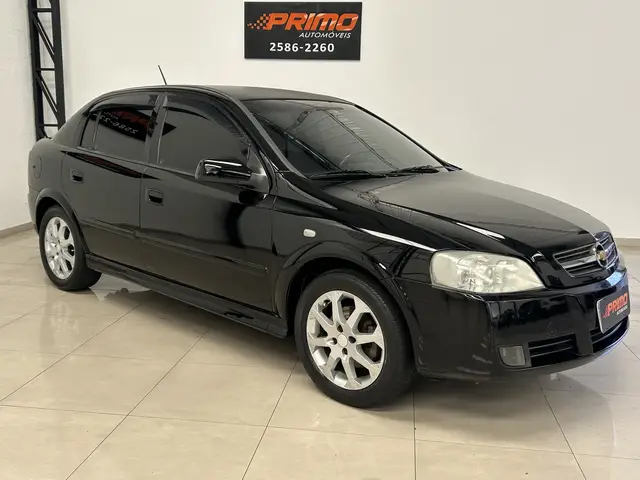 Carro Chevrolet Astra Hatch 2011 Advantage 2.0 (Flex)