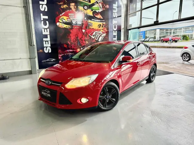 Carro Ford Focus Hatch 2015 S 1.6 16V TiVCT PowerShift