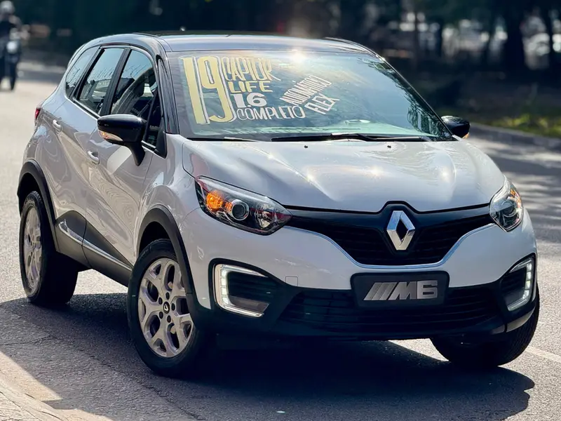 Renault Life 1.6 16v SCe CVT (Flex)