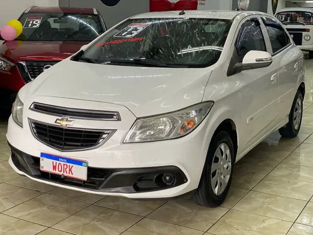 Carro Chevrolet Onix 2013 1.0 LT SPE/4
