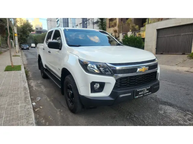 Carro Chevrolet S10 Cabine Dupla 2022 S10 2.8 CTDI LS 4WD (Cabine Dupla)