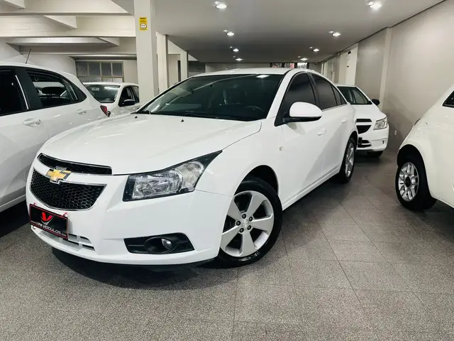 Carro Chevrolet Cruze 2013 LT 1.8 16V Ecotec (Flex)