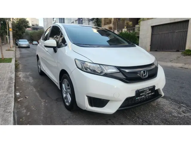 Carro Honda Fit 2016 1.5 16v LX CVT (Flex)