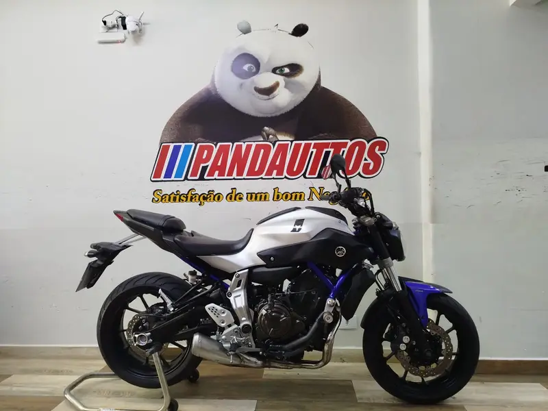 Yamaha MT-07 ABS