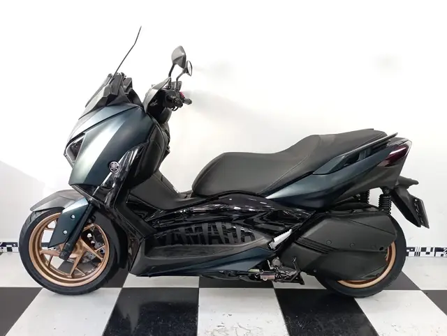 Carro Yamaha XMax 2024 ABS